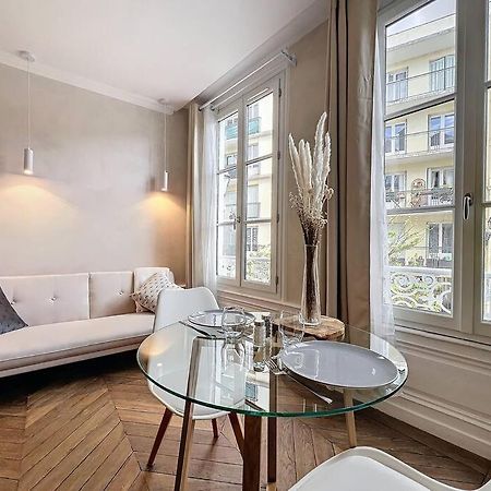 Camilla Apartment Troyes Bagian luar foto