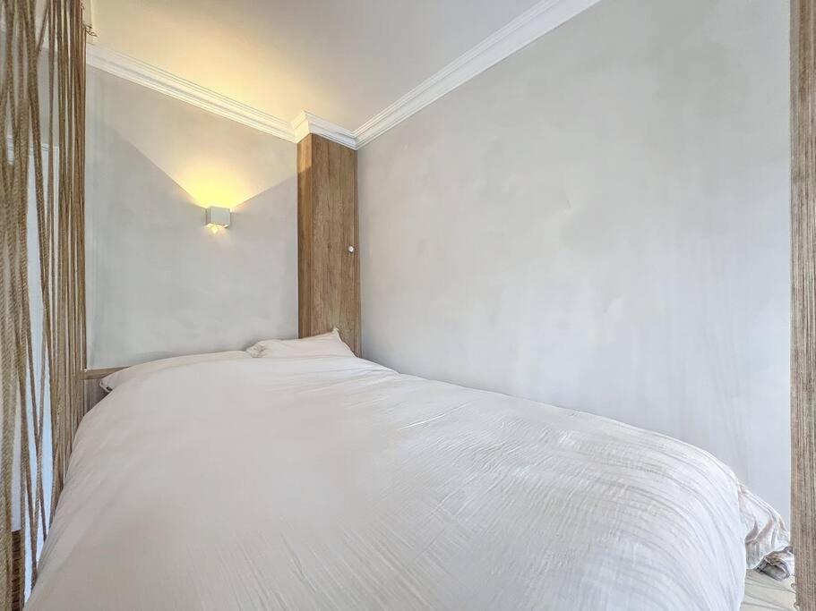 Camilla Apartment Troyes Bagian luar foto