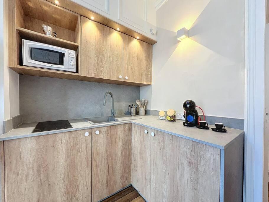 Camilla Apartment Troyes Bagian luar foto